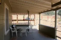 Secluded Yet Close!  Meadow Oak Cabin, Kernville