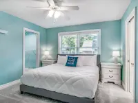 Luxurious Morrison Lakehouse w/ Hot Tub & Sunset Views Hotels in Branch County