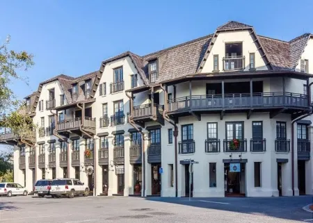 Rosemary Beach Luxury Condo in the Exclusive Mercado!