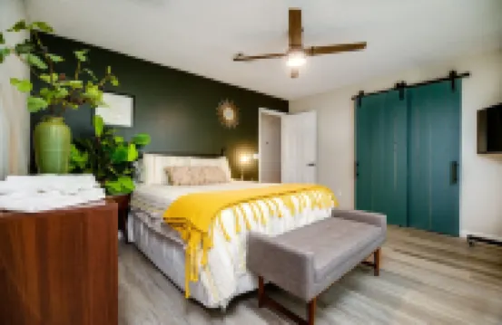 Stylish Family Friendly Bungalow, Tvs, Royal Beds