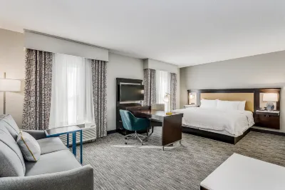 希爾頓歡朋套房酒店-莫比爾市區 酒店