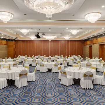 Doubletree by Hilton Van