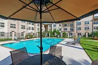 Homewood Suites by Hilton Brownsville - Pools