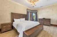 Magnificent Mediterranean-style Estate Hotels near Lee County Sports Complex