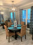 Beautiful Gated Waterfront Condo in Heart of Horseshoe Bay,  Boat Docks and WIFI