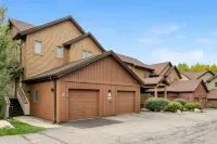 Modern/Contemporary Beaver Creek - 3 Bedroom/3 Bath Condo