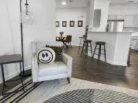 Cozy 2-bedroom apartment with Fiber WiFi, AC in charming Buford private 2 bedroo