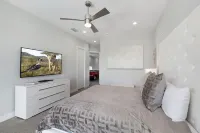 Modern Luxury Villa Near Disney World