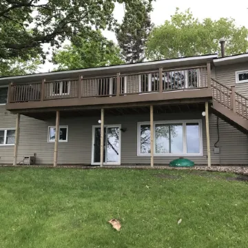 Sandy Beach, Level Lot, 4Br 2BA, 110' Shore, 2-Miles to Alexandria-License #1802
