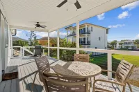 Modern Beachfront Luxury Retreat W Ocean Views - 4-Star