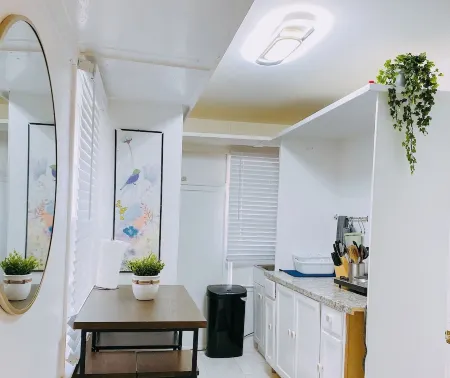 Centrally located & private guest suite near FLETC, Island