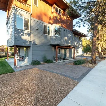 WOW-Great location, river access, trails, Old Mill, downtown and the mountain.