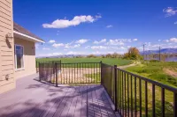 Huge Lakefront House - sleeps 22! Private Dock! Boating, Water Skiing, Rafting!