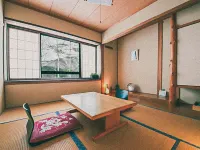 Onsen Cottage Watari