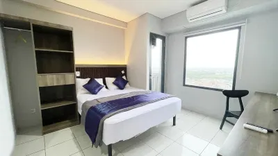 Apartement Riverdale by NamRoom Hotel dekat Pintu Keluar Stasiun Cikarang