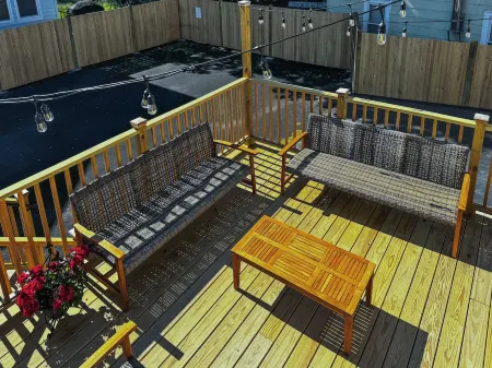 Walk to DNTN/Beach/Beauport, Boat Island, New Home