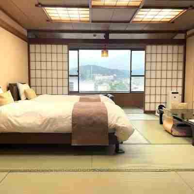 旅館 湯乃家 Rooms