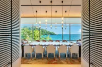 Cheval Blanc Seychelles - breakfast