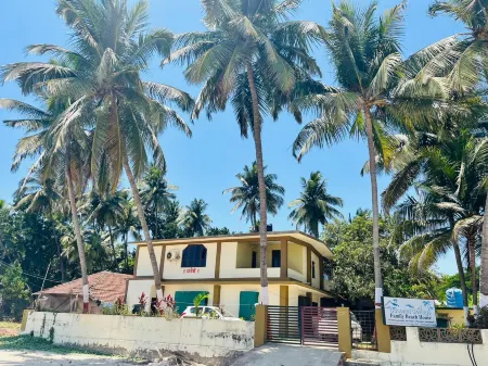 Coconut Cottage, Malvan Отели рядом с достопримечательностью «tarkarli beach malvan»