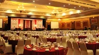 Abadi Suite Hotel & Tower Hotels in Beringin