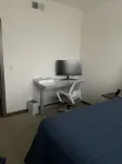 Fully Furnished Apartment in Addison, walking distance to great Restaurants