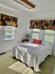 Beautiful pet friendly lodge in a quaint fishing village and sleeps 16