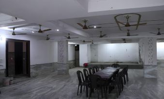 Hotel Gopi Dham, Haridwar