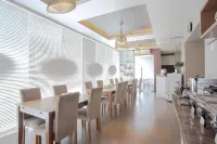 Life Emerald Hotel Surabaya