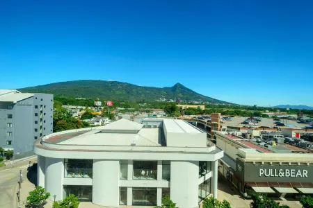 Fairfield by Marriott San Salvador