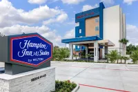 Hampton Inn & Suites by Hilton Shenandoah The Woodlands Hotels near Nordstrom Rack