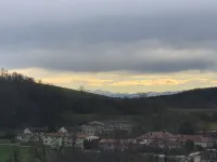 Stilvolle und Moderne Ferienwohnung in Stockach am Bodensee mit Eigenem Balkon Hotels in Stockach