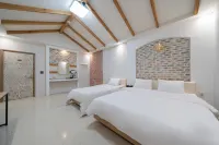 Jincheon Sopung Jjak Motel - ที่มีที่จอดรถ