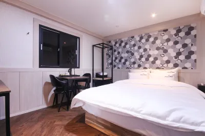 โรงแรมปรินซ์ โรงแรมใกล้โกลด์ธีมสตรีท