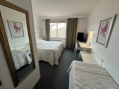 Hotel Chiffre Hotel in zona Stade Maurice Rigaud