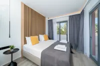 Incorso • Smart Luxury Stay • Near Airport • 24HR Check IN Hotels in Markopoulo Mesogaias