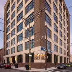 Sosuite 1BR Penthouse w W D Gym On-site Bar