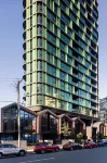 Kangaroo Point Apartments by Urban Rest Hotels near Story Bridge