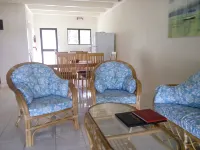 Avana Waterfront Apartments - balcony
