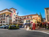Inn at the 5th Hotels in Eugene