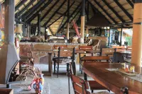 Ndhovu Safari Lodge - breakfast