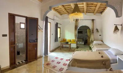 Miguirne Chez Ali Hotel di Bou Tharar