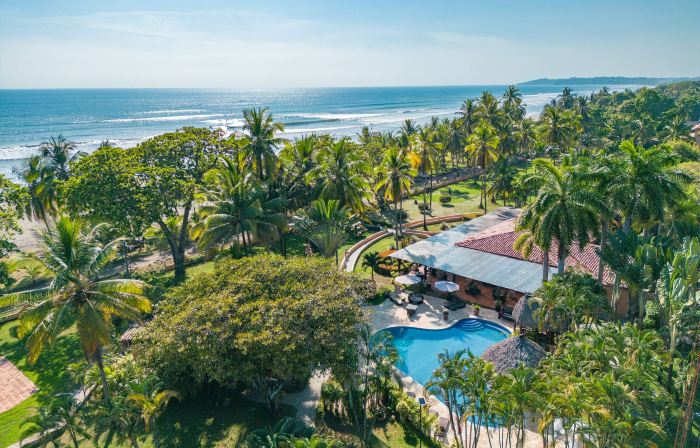 Sunset del Mar Beach Resort