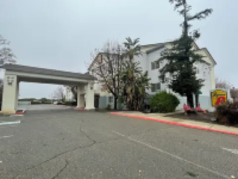 Harvest Inn Dixon UC Davis