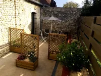 Un Figuier Dans Notre Jardin Hotels in Beaune-la-Rolande