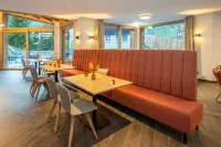 Luxury Residence Colosseo Zermatt - breakfast