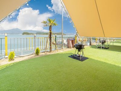 Goseong Bluebeach Pension&Glamping