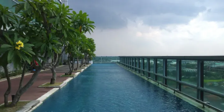 Homey 1Br with Extra Room Apartment at Aryaduta Residence Surabaya