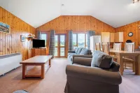 Glomach Lodge @ Lochletter Lodges. A 2 bedroom lodge in beautiful Glen Urquhart.