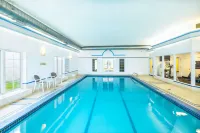 Quality Inn & Suites Garden of the Gulf - Pools