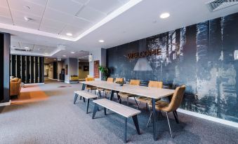 Hilltop Serviced Apartments - Sheffield